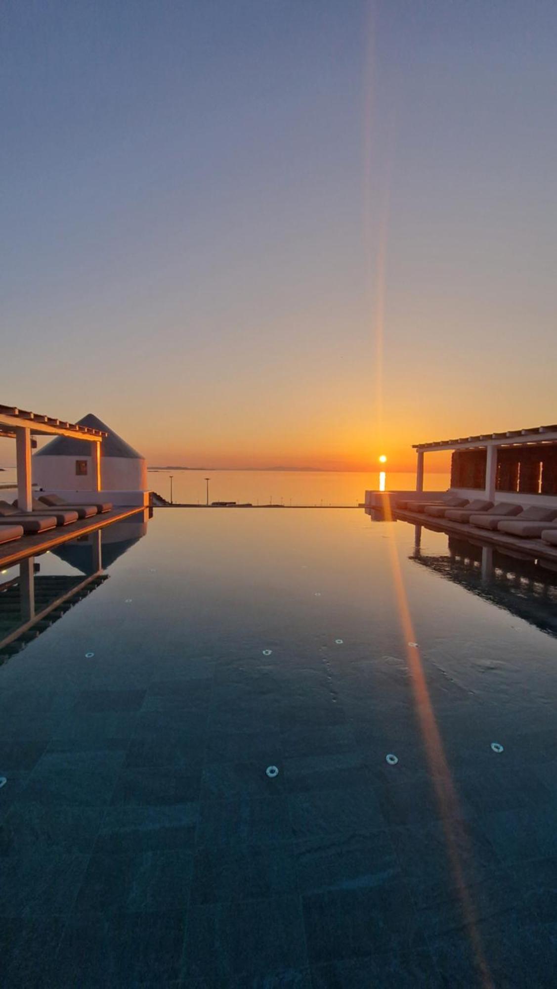Porto Mykonos Hotel Mykonos Town Exterior photo