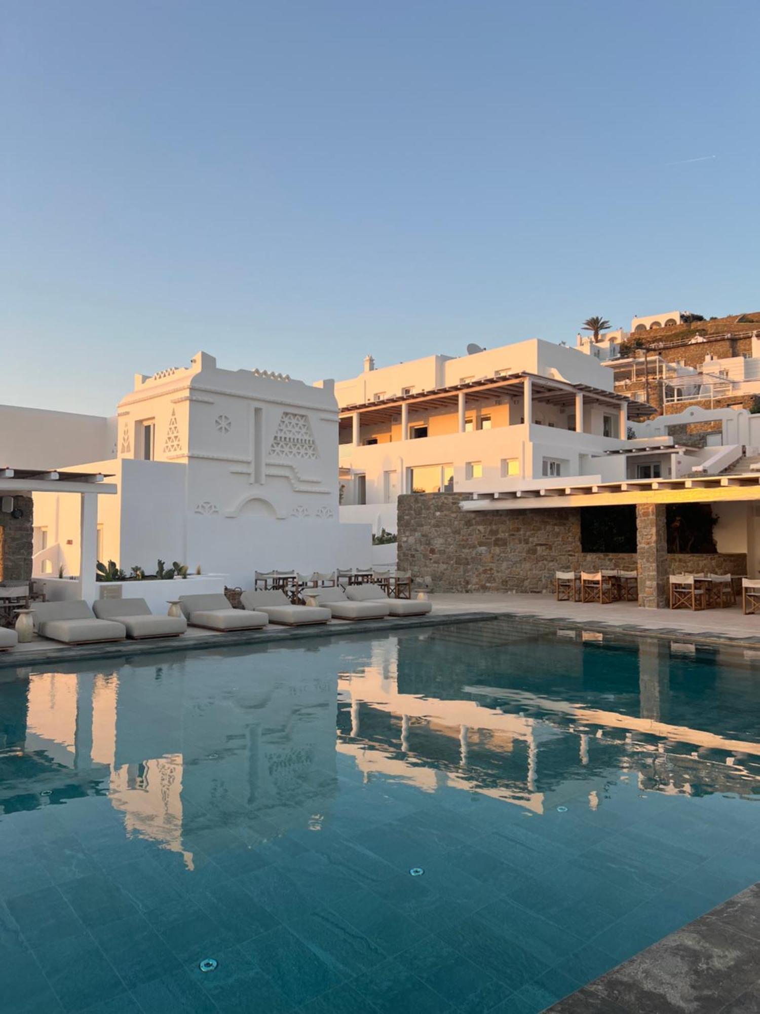 Porto Mykonos Hotel Mykonos Town Exterior photo